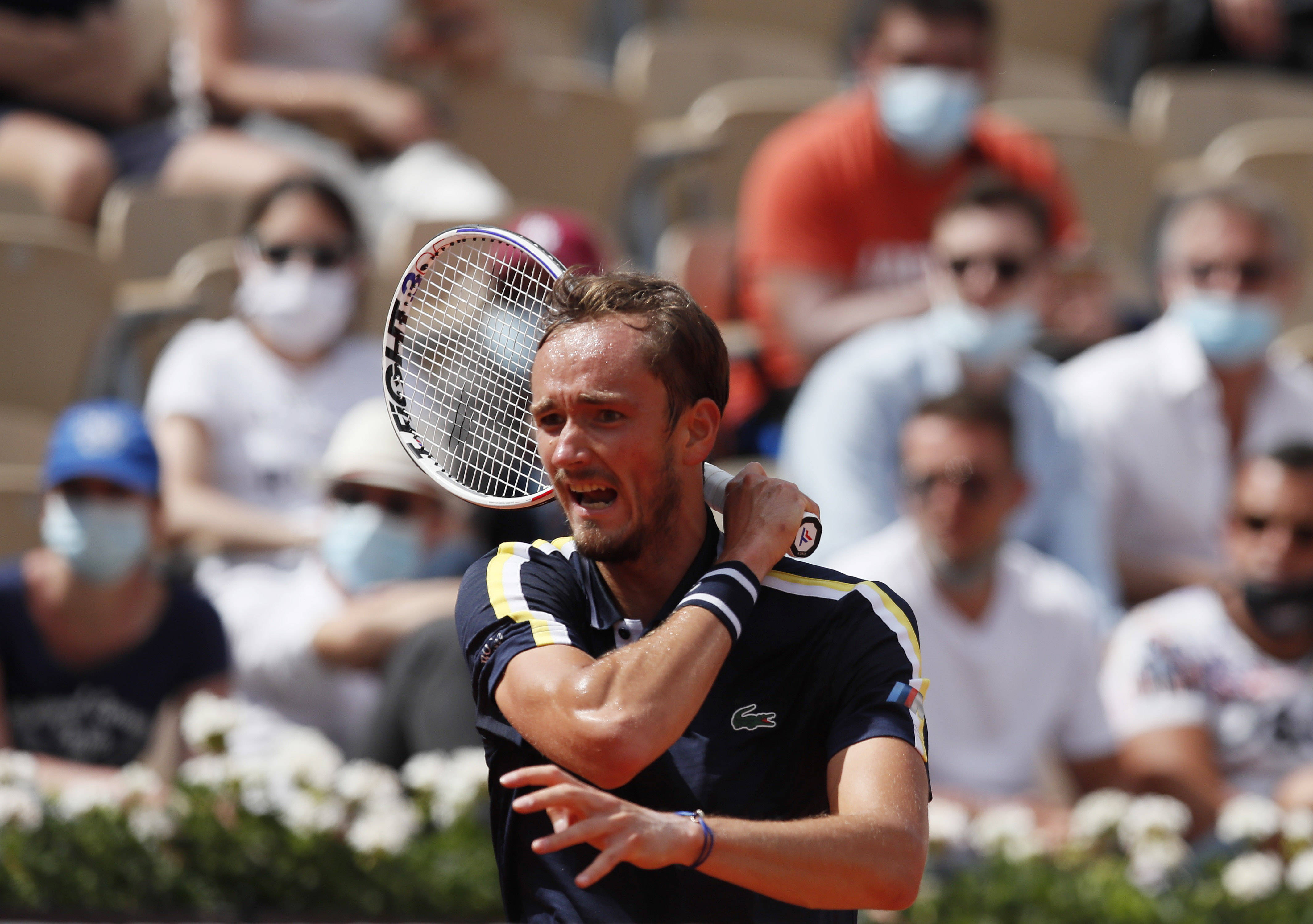 爱游戏入口-法网横扫美网，梅德韦杰夫惊艳四座