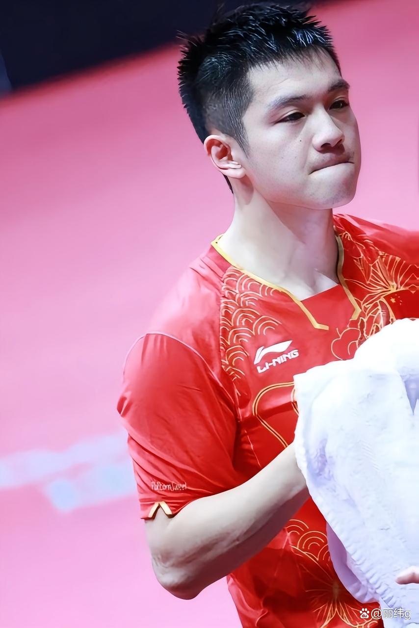爱游戏tv-中国队鏖战奥地利队,樊振东刷新纪录