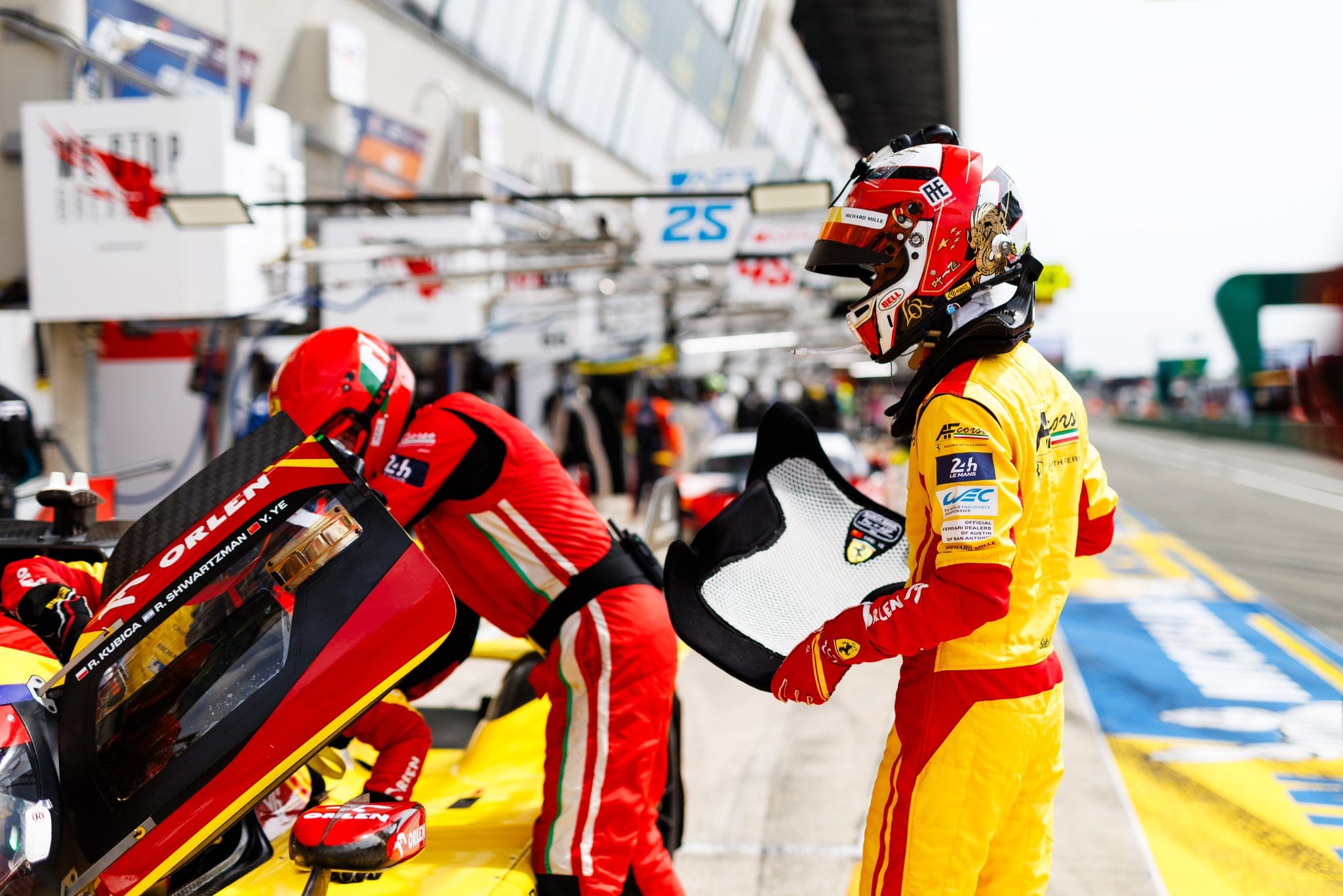 爱游戏官方入口-法拉利逆转红牛车队,阿隆索点燃赛场